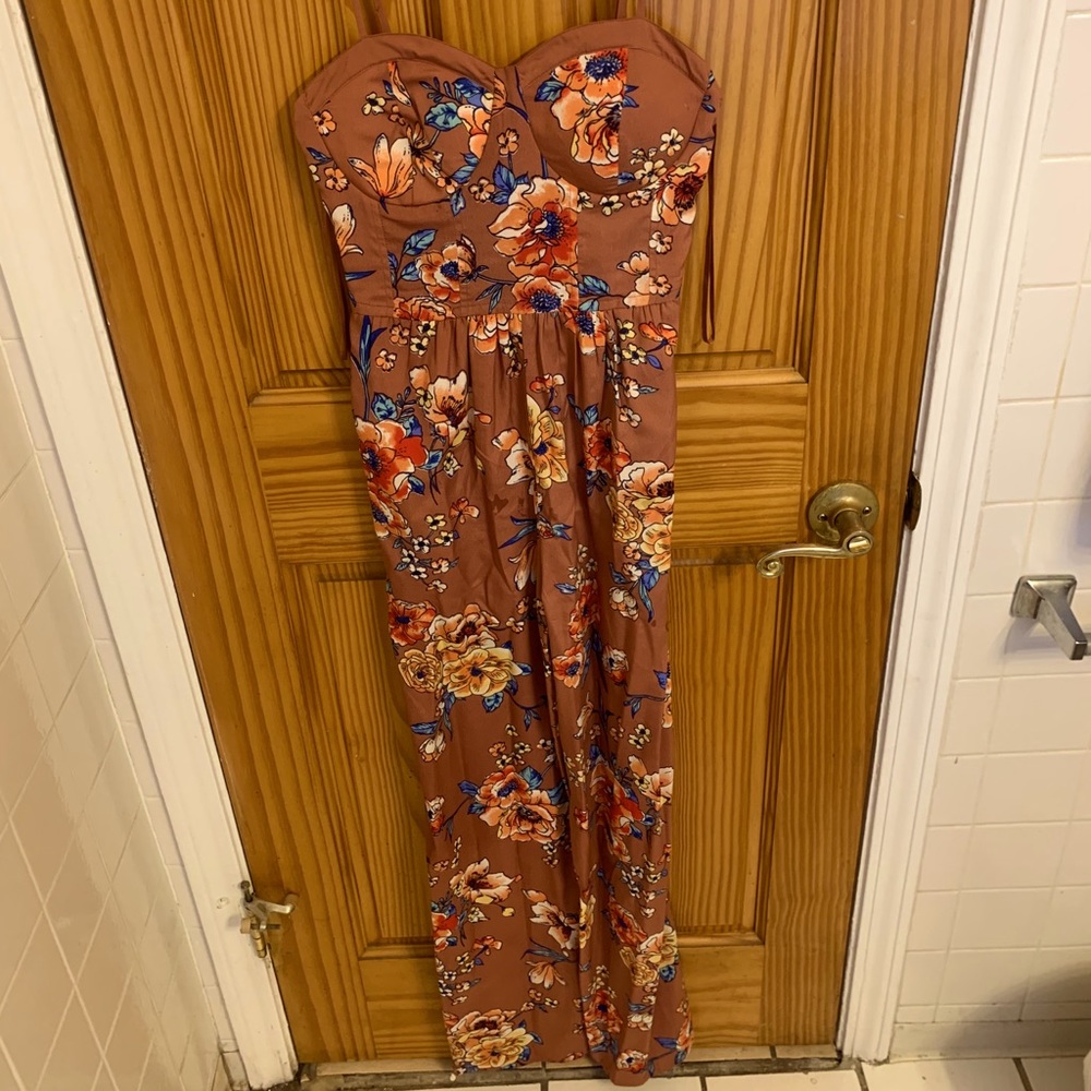 Flare Flower Jumpsuit with Breast Support🌺💐.